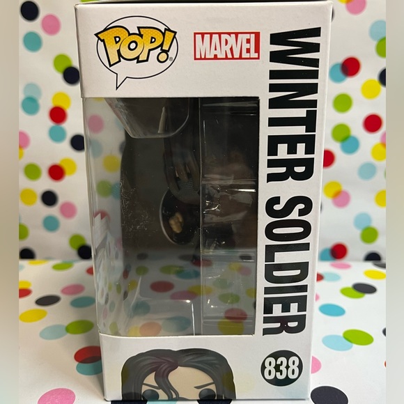 Funko Pop! The Winter Soldier #838 Year of the Shield- Special Edition sticker - Picture 3 of 4